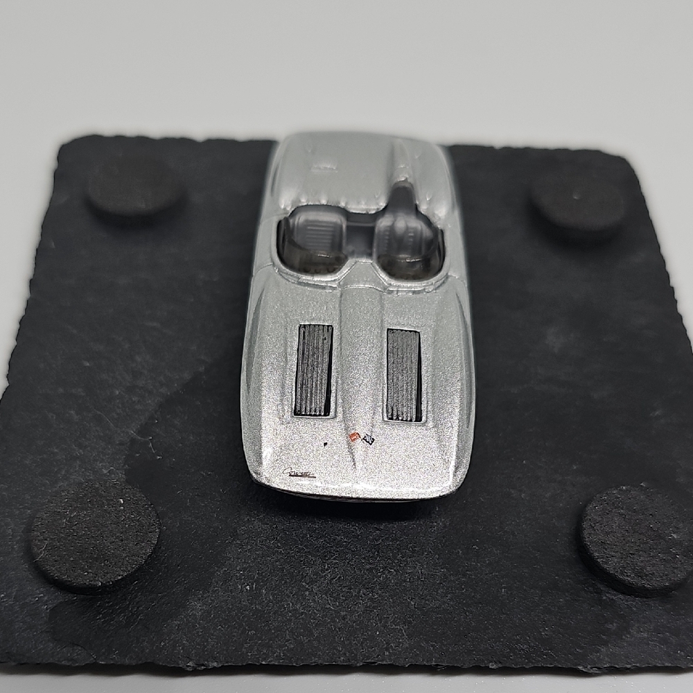 Silver Die-Cast Model Car - Picture 2 of 5